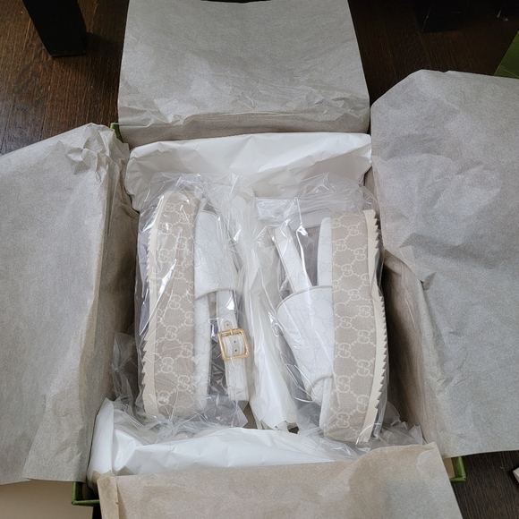 GUCCI ANGELINA PLATFORMS/ BRAND NEW - Picture 11 of 16